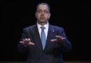 Daron Acemoglu, Nobel de Economía: “El debate sobre la amenaza existencial de la IA esconde riesgos más inmediatos” Daron Acemoglu, Nobel de Economía: “El debate sobre la amenaza existencial de la IA esconde riesgos más inmediatos”