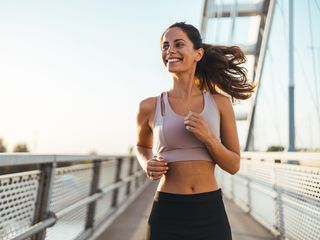 Expertos en longevidad recomiendan: “Caminar no es suficiente para mejorar la salud, entrena siempre fuerza” Expertos en longevidad recomiendan: “Caminar no es suficiente para mejorar la salud, entrena siempre fuerza”