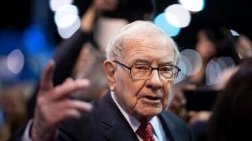 Warren Buffet cumple su última profecía: deja la presidencia de Berkshire Hathaway y le sucede su hijo Warren Buffet cumple su última profecía: deja la presidencia de Berkshire Hathaway y le sucede su hijo