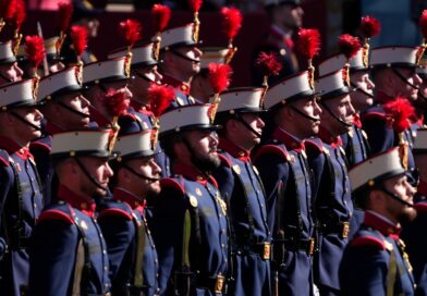 Asisa y SegurCaixa Adeslas se retiran de Isfas y no renuevan sus convenios sanitarios con la mutualidad militar Asisa y SegurCaixa Adeslas se retiran de Isfas y no renuevan sus convenios sanitarios con la mutualidad militar