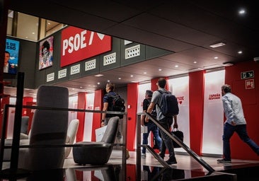 El juez da dos días al PSOE para que informe de los abogados a los que contrató entre 2021 y 2025 El juez da dos días al PSOE para que informe de los abogados a los que contrató entre 2021 y 2025