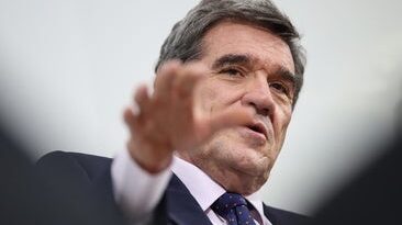 El PP respalda la candidatura de Hernández de Cos para presidir el BCE El PP respalda la candidatura de Hernández de Cos para presidir el BCE