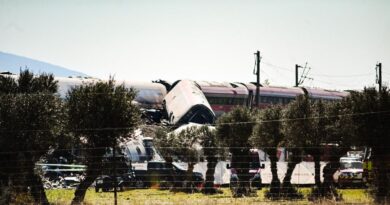 La Guardia Civil interroga al operario que dio la orden de retomar la marcha al AVE que se estrelló contra el Iryo