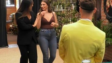 La hija de un famoso compositor de cine y televisión se emociona con su cita de ‘First Dates’: «Me dan escalofríos»