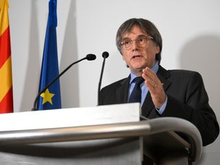 Los amnistiados regresan a Cataluña sin las masas y sin la épica que soñaron hace nueve años Los amnistiados regresan a Cataluña sin las masas y sin la épica que soñaron hace nueve años