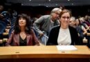 Sanidad subvenciona con 300.000 euros una web que promociona el aborto
