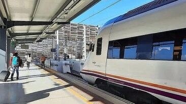 Trainline asegura que su negocio ahorra entre 40 y 50 millones de euros al año a los viajeros del tren en España Trainline asegura que su negocio ahorra entre 40 y 50 millones de euros al año a los viajeros del tren en España